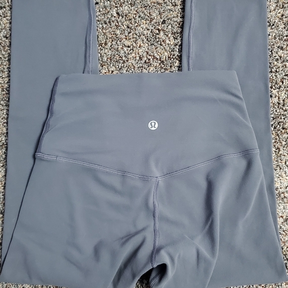 Lululemon aligns 21" - Picture 3 of 3